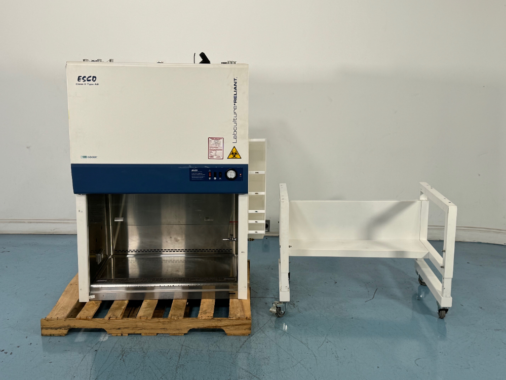 Image of ESCO 3' BioSafety Cabinet